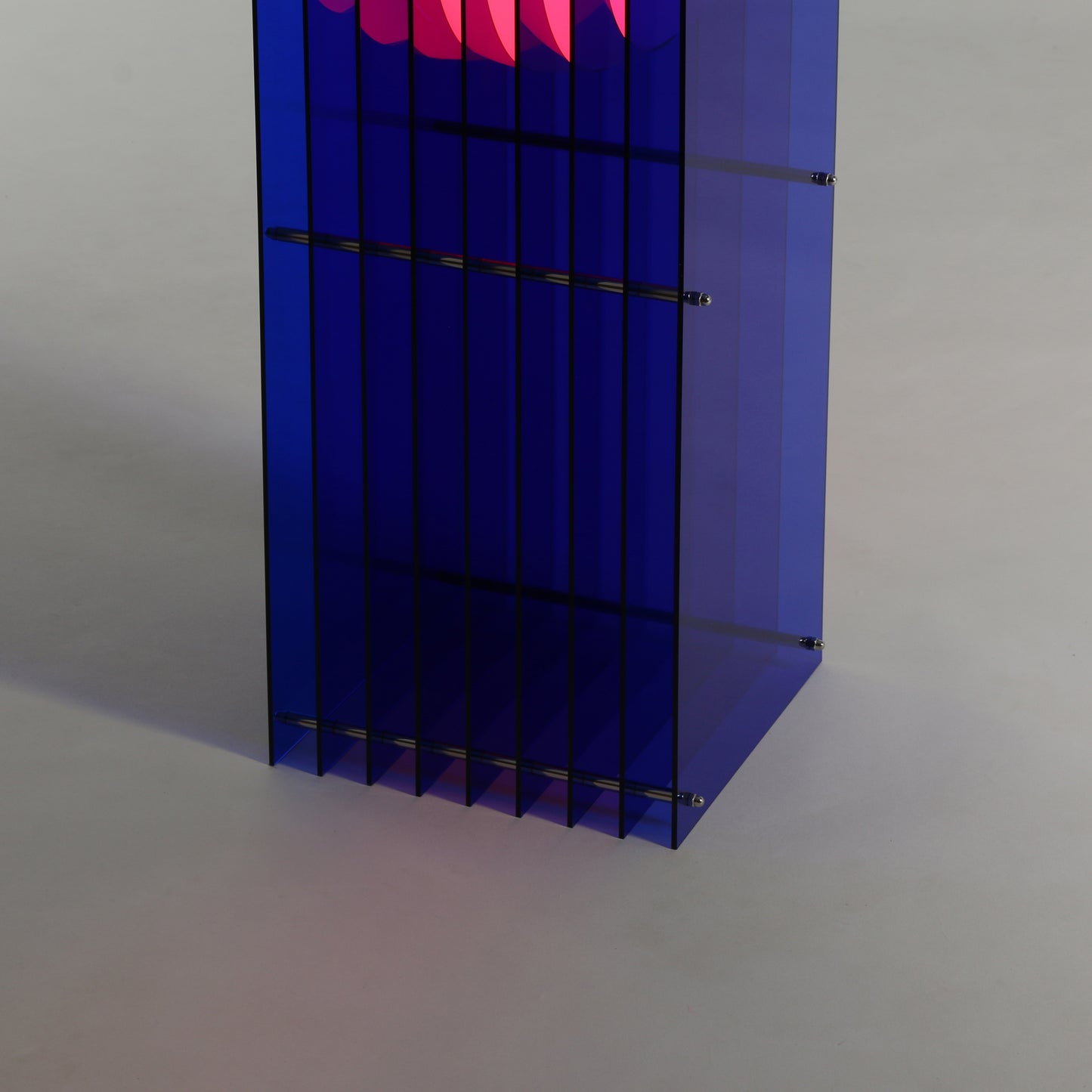 Lớp big rectangle in blue acrylic