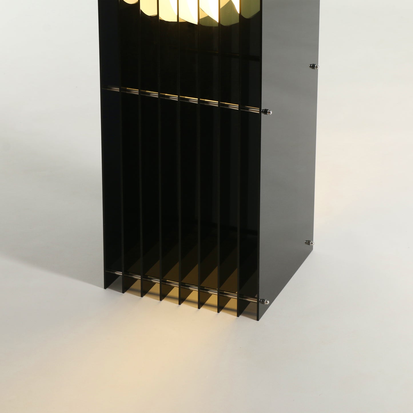 Lớp big rectangle in dark grey acrylic