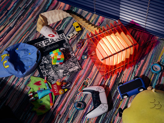 Lớp small square in electric pink acrylic