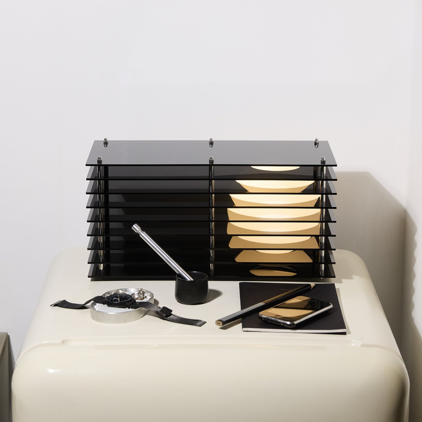 Lớp small rectangle in dark grey acrylic