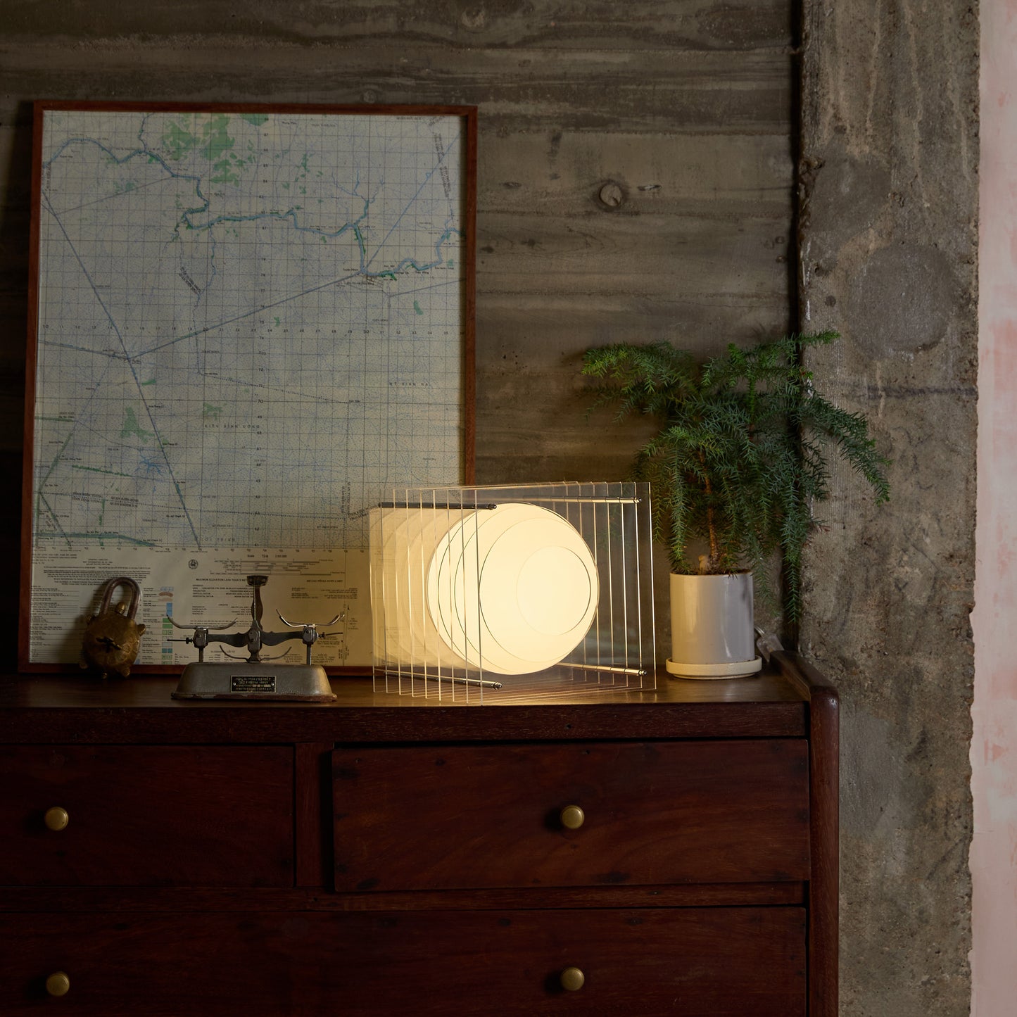 Lớp big square in clear acrylic