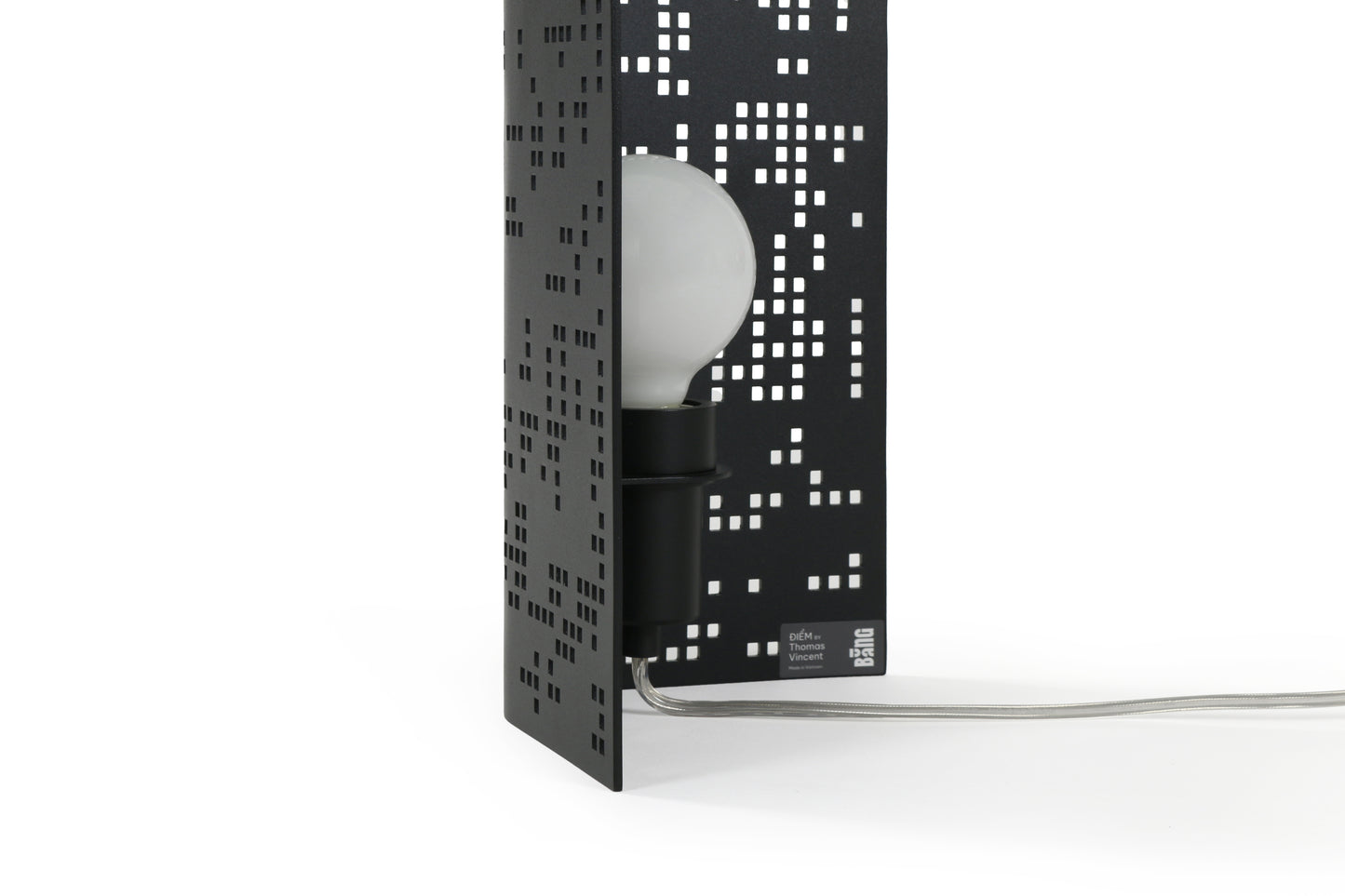 Điểm lamp in black