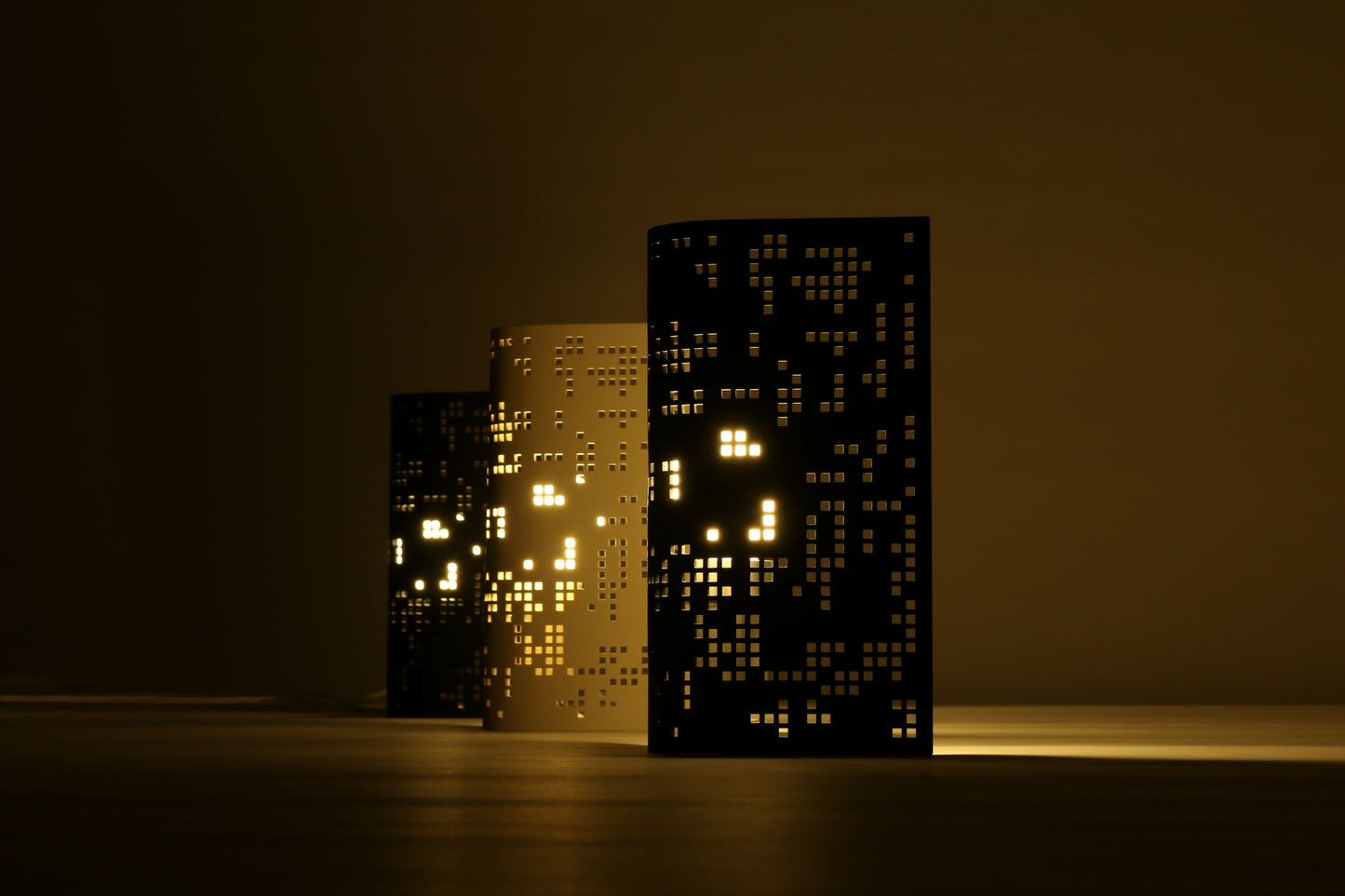 Điểm lamp in black