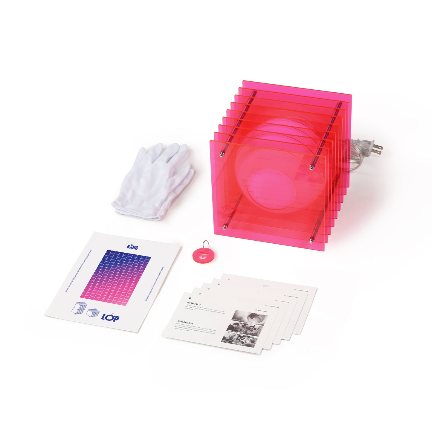 Lớp small square in electric pink acrylic